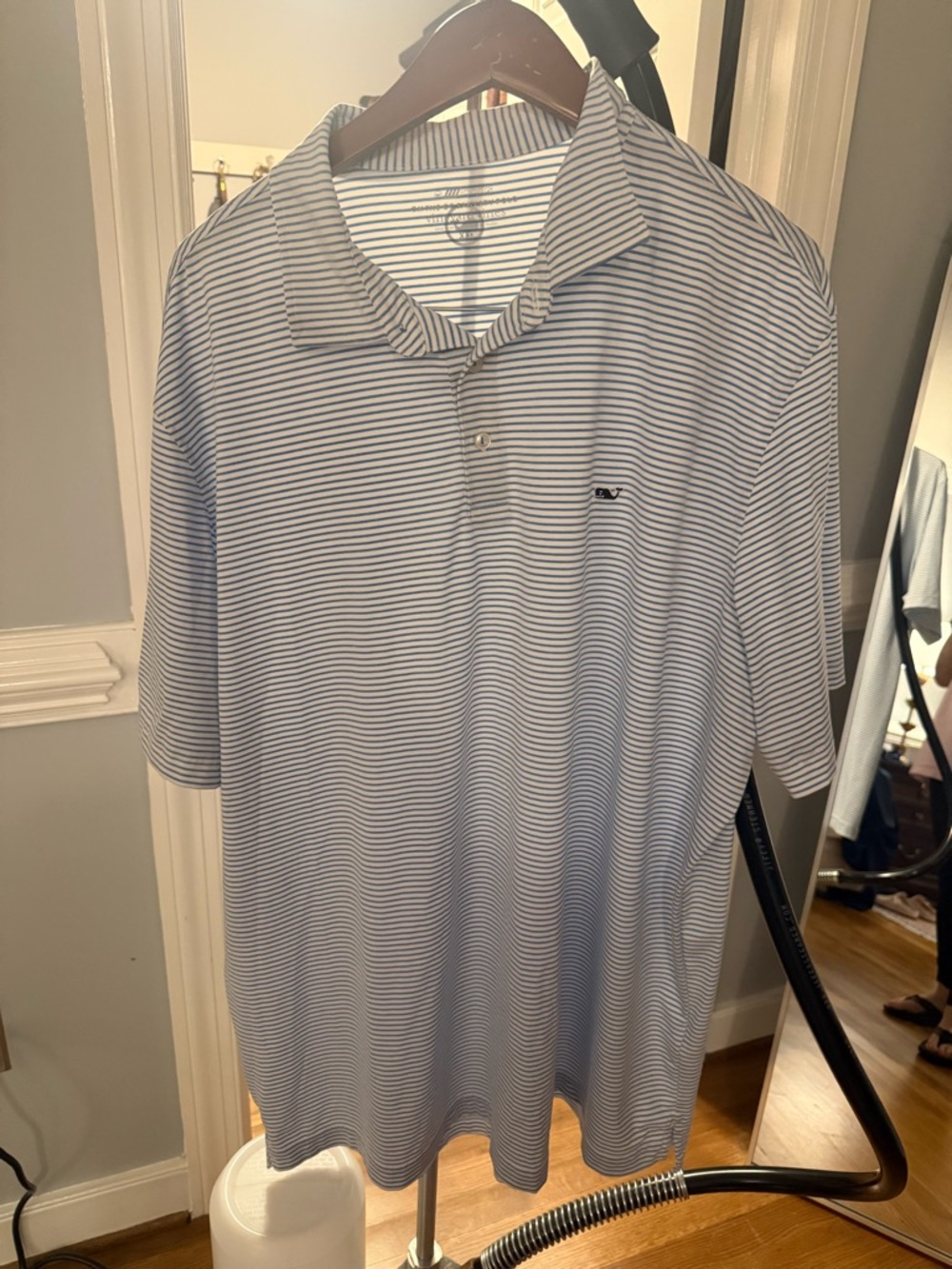 Vineyard Vines “ On the Go Sankaty” White Polo with Thin Blue Stripes